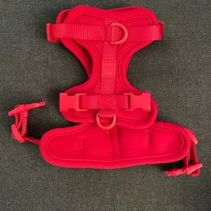 Wild One dog harness, in like new condition